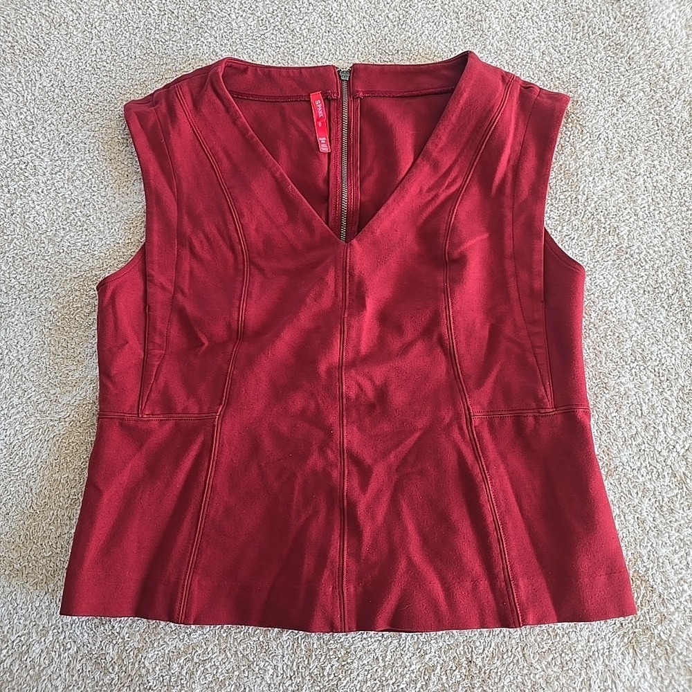 Spanx Women's Sleeveless Top Ponte Seamed V-Neck Back Zip Red Size M V-neck